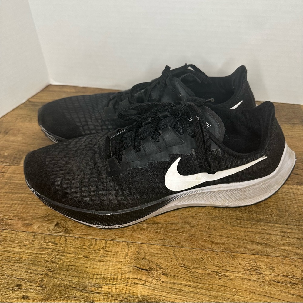 Men’s Nike Air Doom Pegasus 37 BQ9646-002 black/white, size 11.5